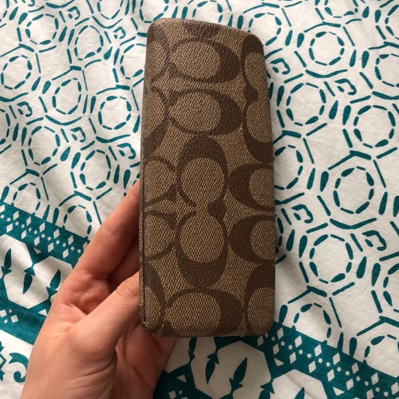 Coach glasses case - Picture 3 of 4